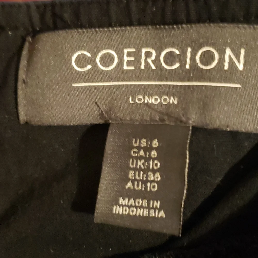 Coercion London Black Shift Dress - Picture 6 of 8